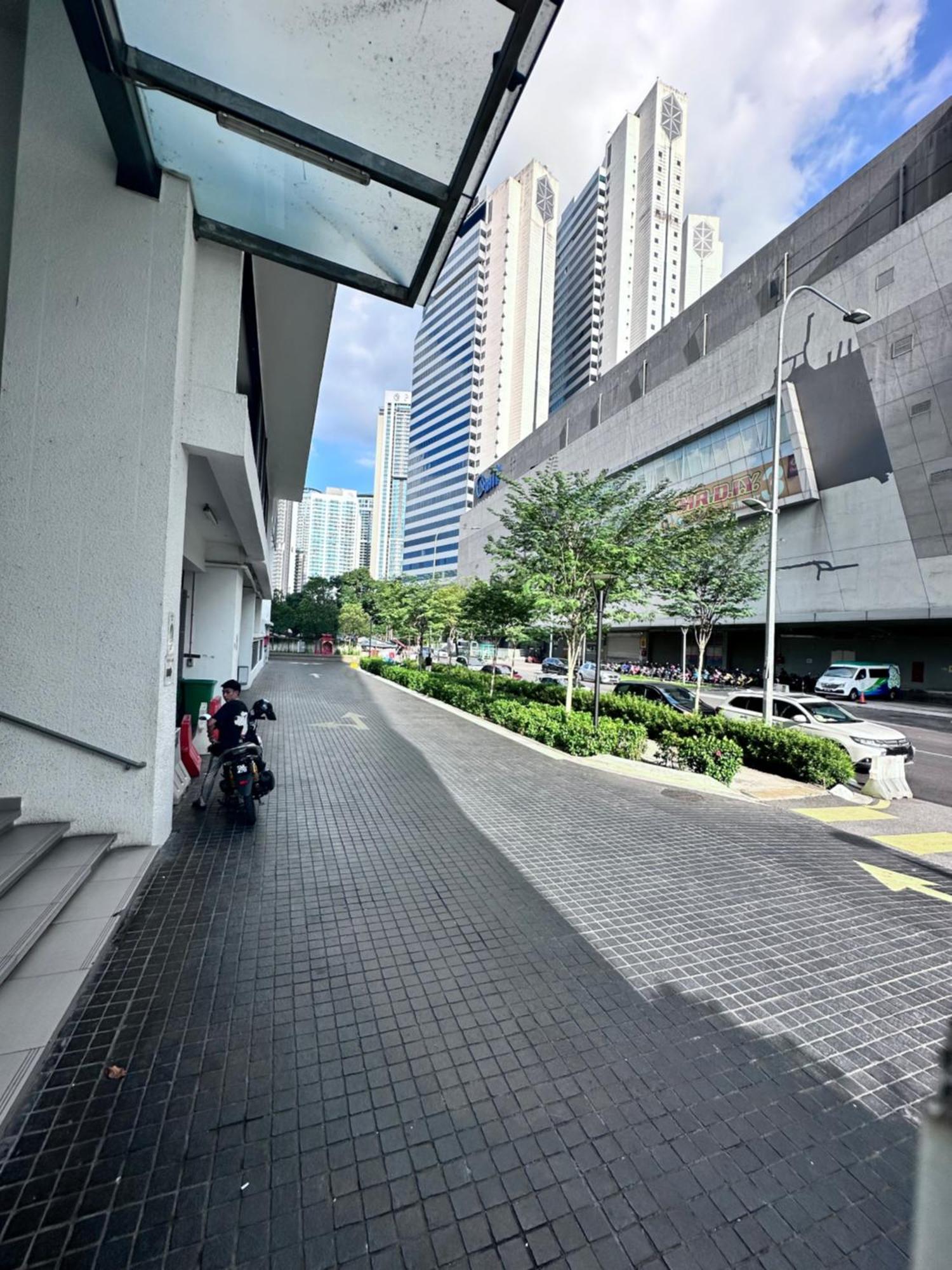 The Luxe Infinitum Klcc By Sahara Kuala Lumpur Exterior foto