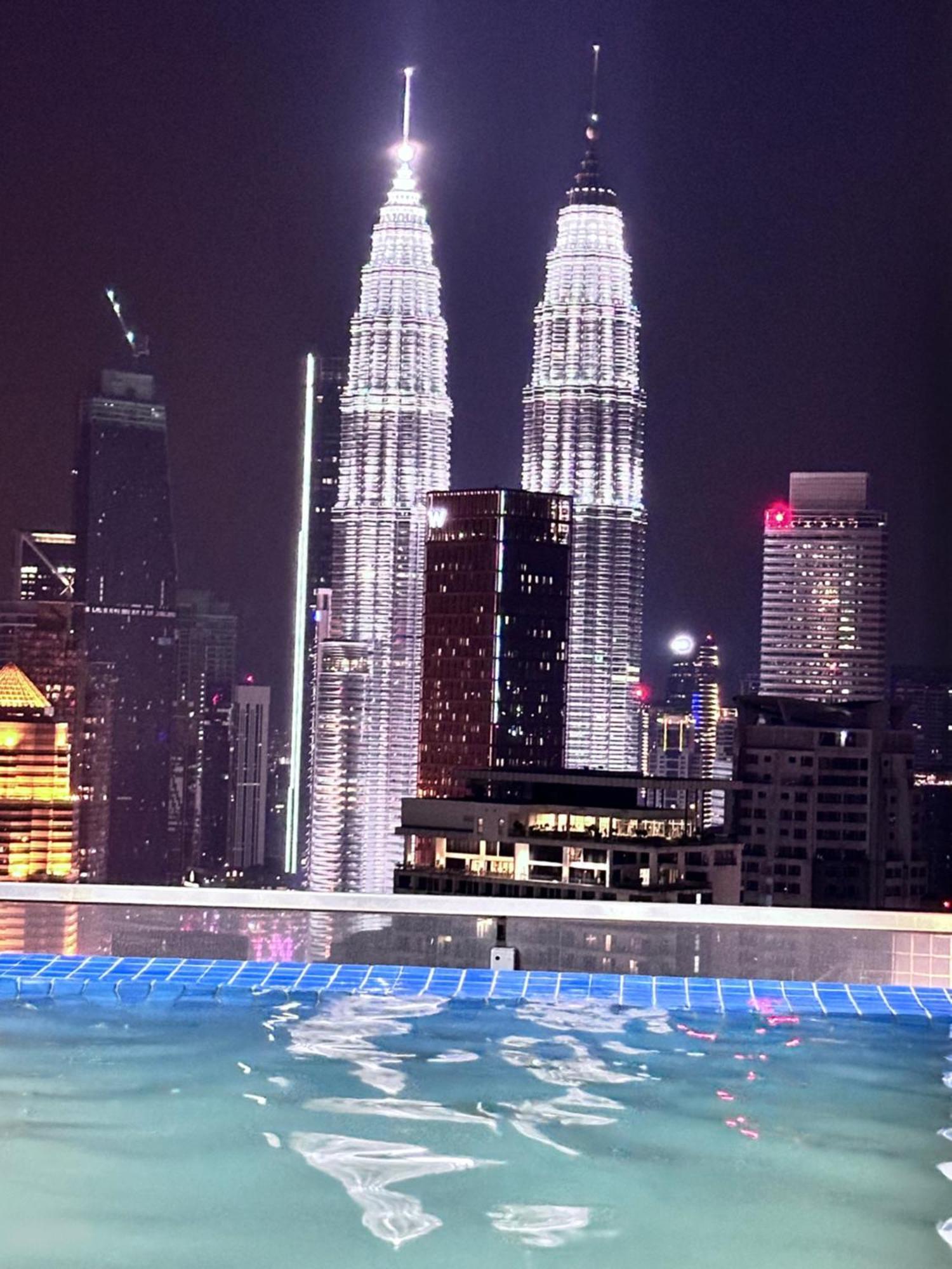 The Luxe Infinitum Klcc By Sahara Kuala Lumpur Exterior foto