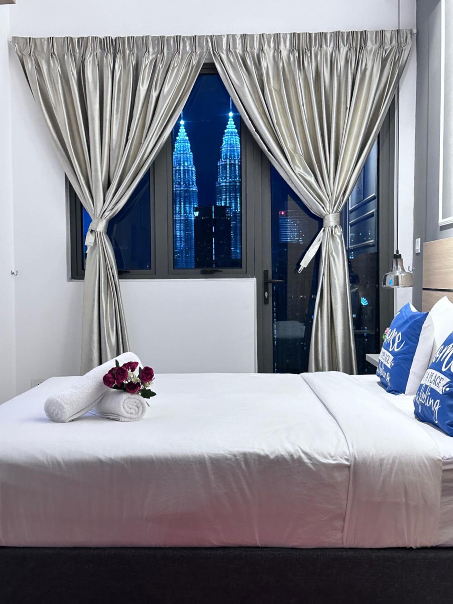 The Luxe Infinitum Klcc By Sahara Kuala Lumpur Exterior foto